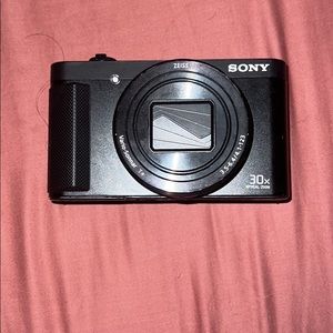 Sony DSC-HX80
